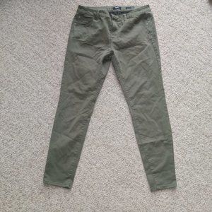 Kenzie Knockout Skinny Green Pants Size 12